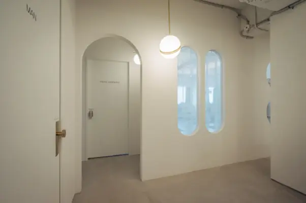 모던디자인 필라테스인테리어 마감현장